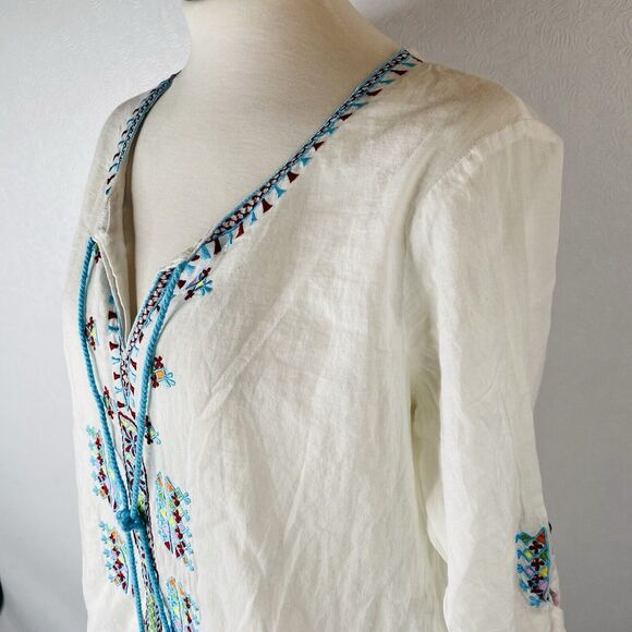 Ananda's Collection sz L White Tunic Embroidered - Picture 5 of 9